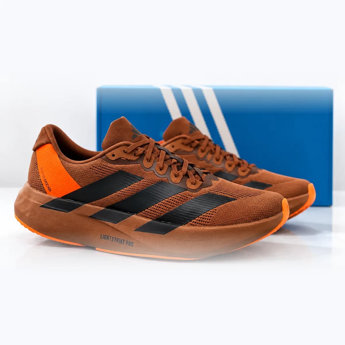 Adidas Adizero Adios Pro café, café