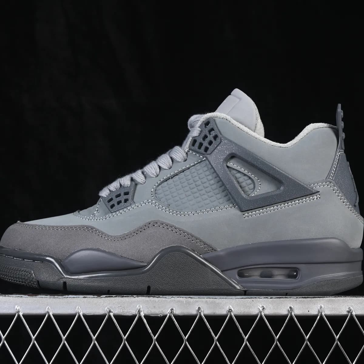Nike Air Jordan 4 cinza, cinza, render