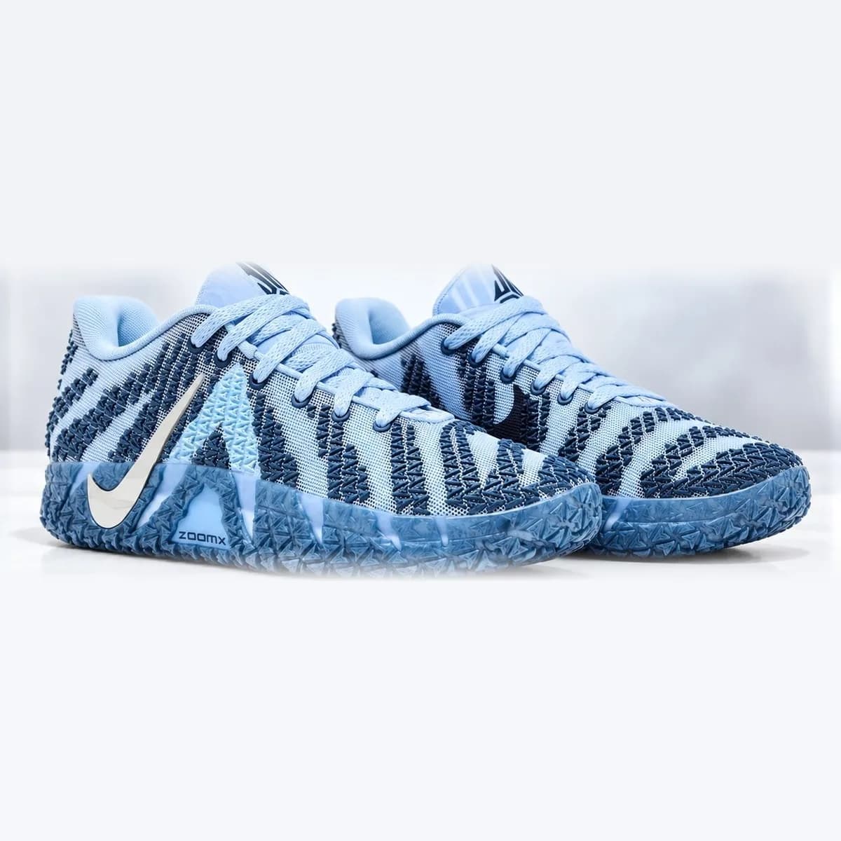 Nike Ja 3, azul