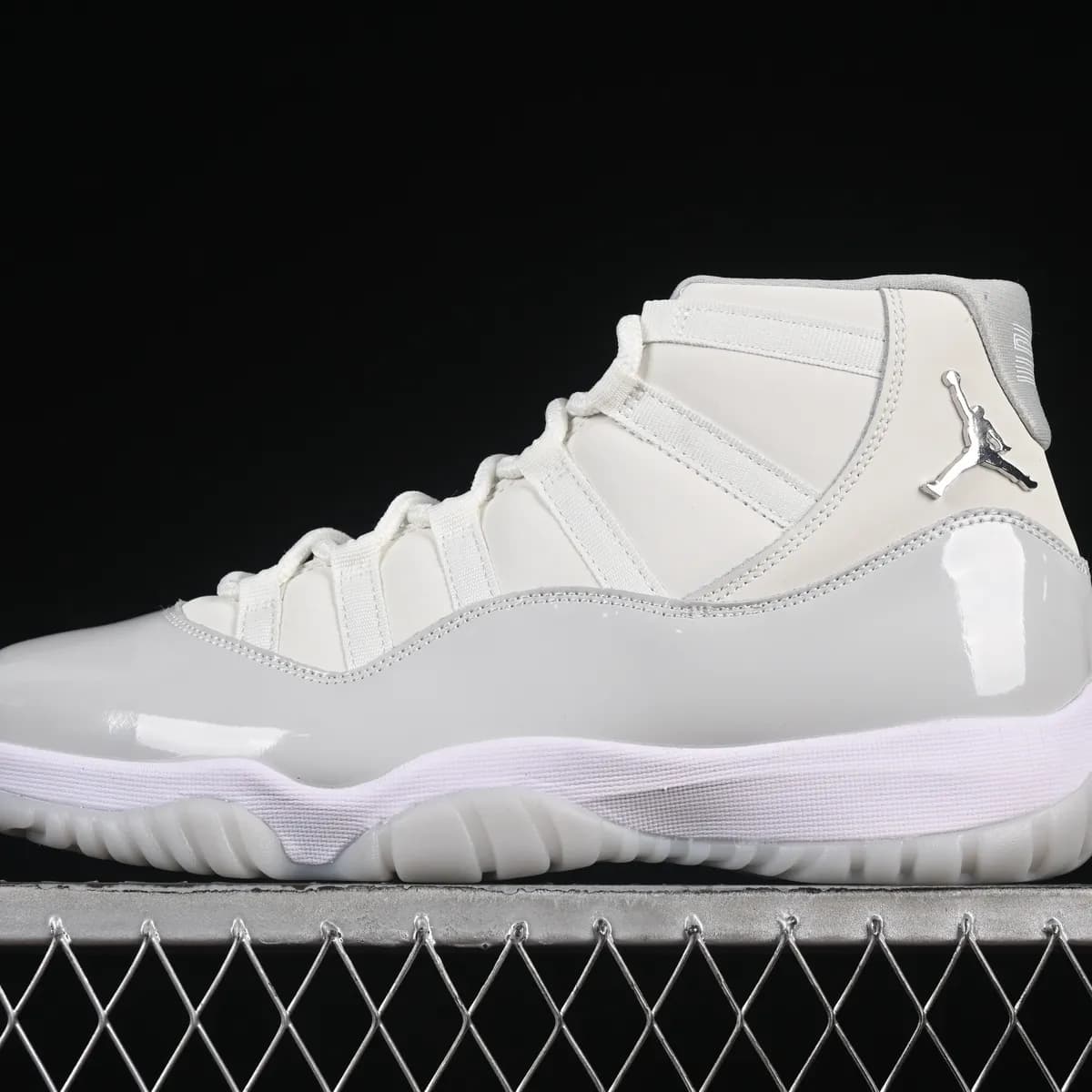 Nike Air Jordan 11 branco e cinza, branco e cinza, render
